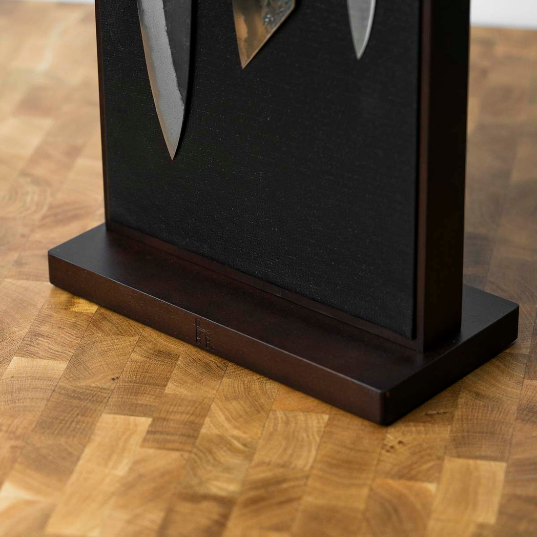 Habitat Double Sided Benchtop Holder - Dark Oak
