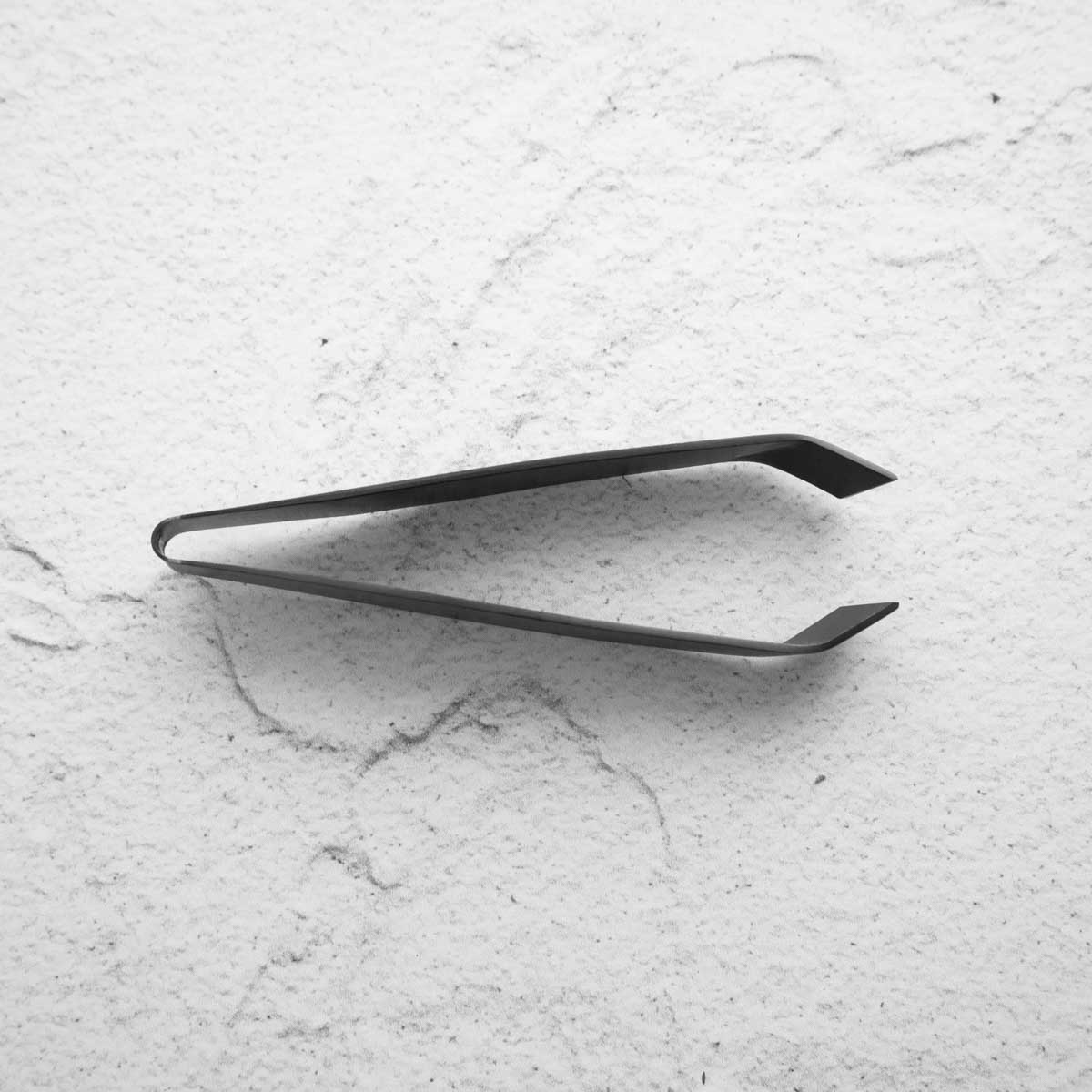 Fishbone Tweezers - Black